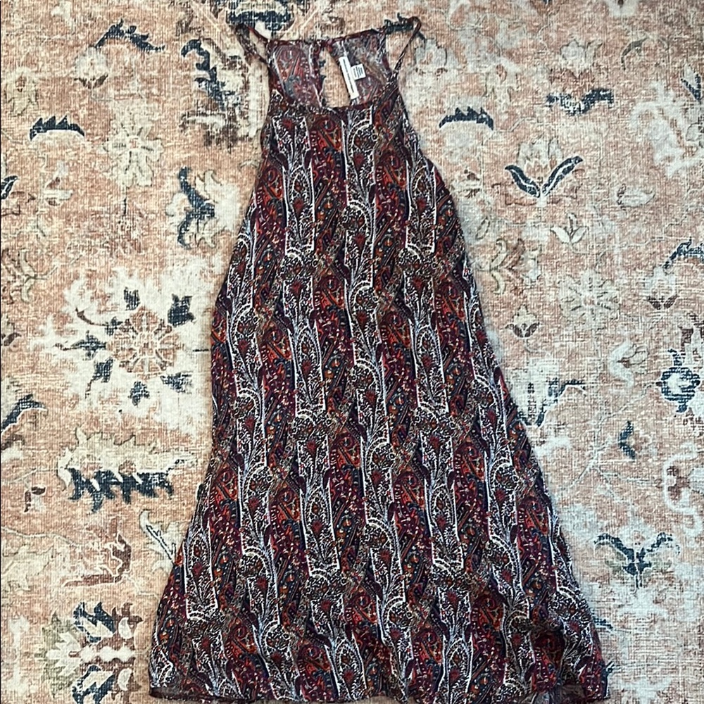 Sleeveless Paisley Print Dress - Multicolor